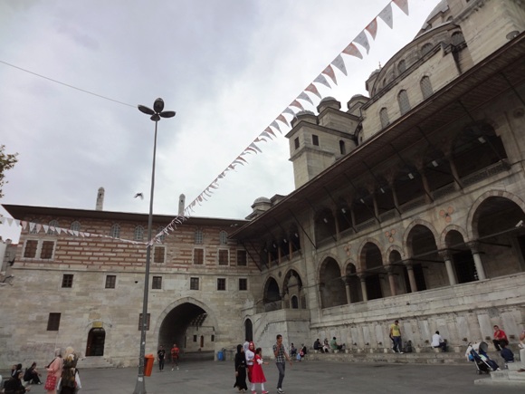 yeni_camii_kulliyesi_eminonu_eylul_2013