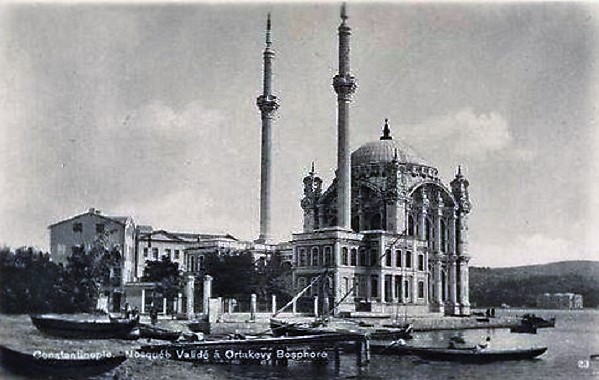 ortakoy_camii