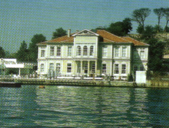 Yuzme_Ihtisas_Kulubu_Hatice_Sultan_Yalisi_1992_Istanbul