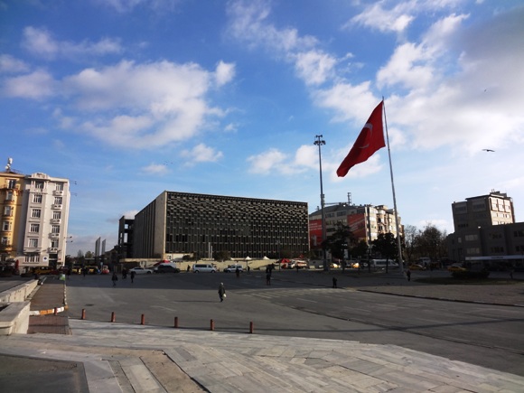 taksim_square_AKM_aralik_2013