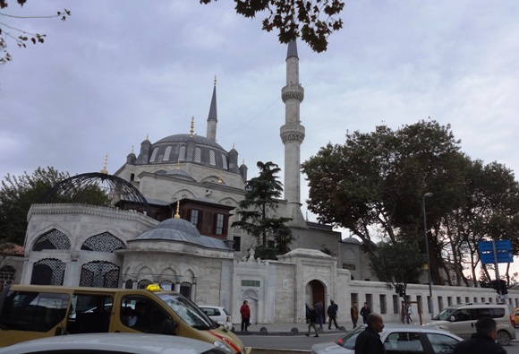 yeni_valide_camii_uskudar