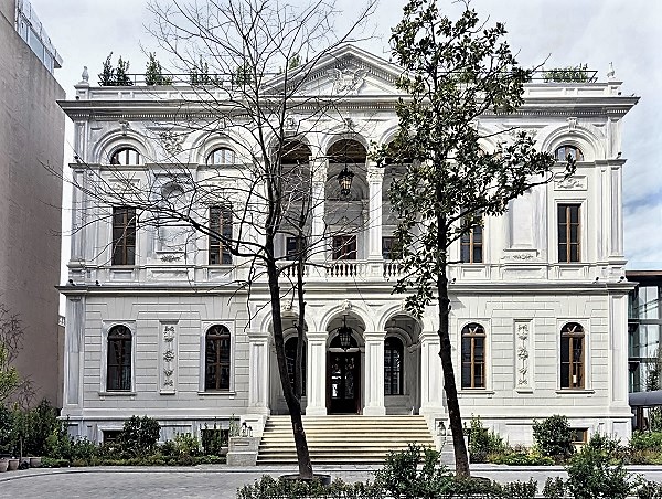 soho_house_istanbul_amerikan_konsoloslugu_palazzo_corpi